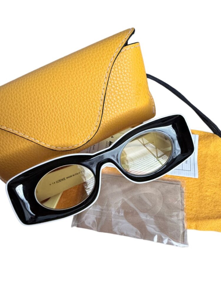 LOEWE Black/White LW400331 Paula's Ibiza Oval Sunglasses - Image 3