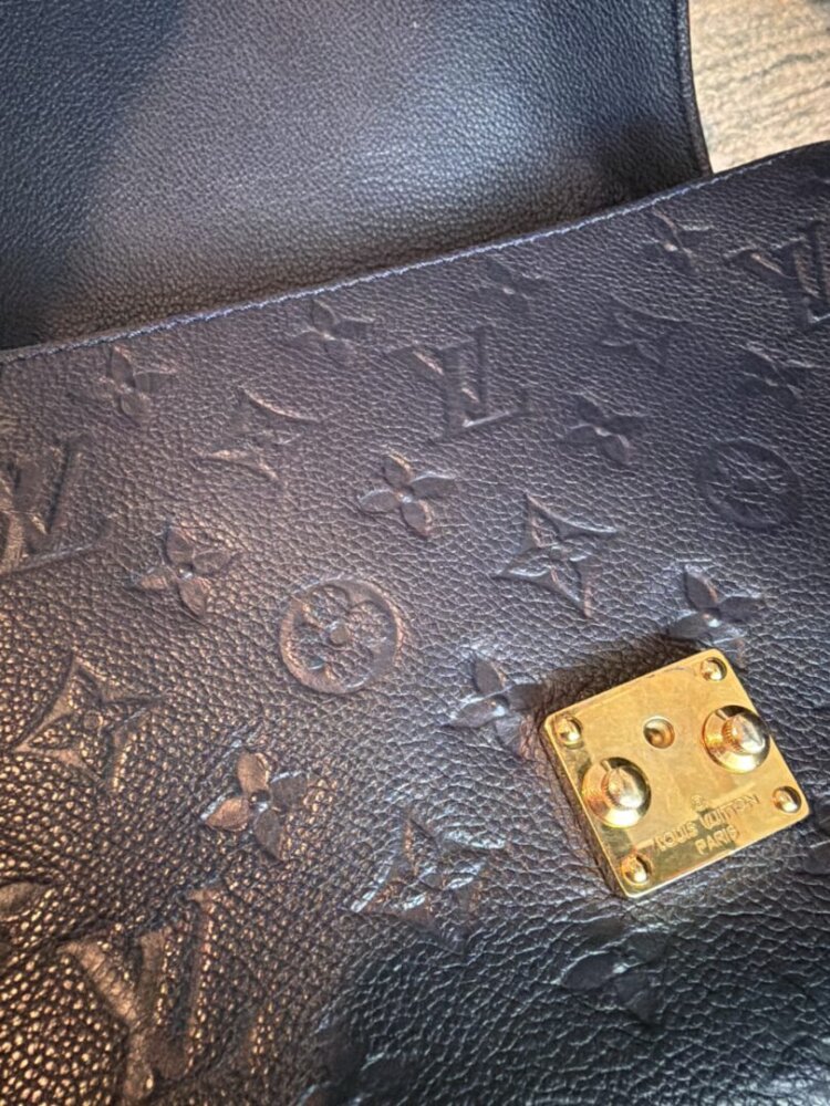 LOUIS VUITTON Empreinte Pochette Metis Marine Rouge - Image 7