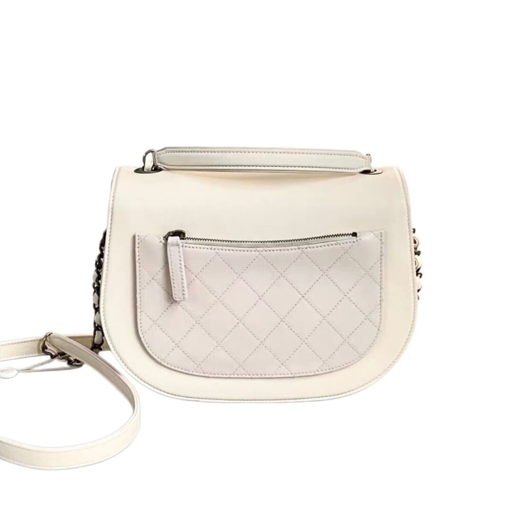 CHANEL Shiny Calfskin Goatskin Quilted Medium Coco Curve Messenger Flap White - Image 2