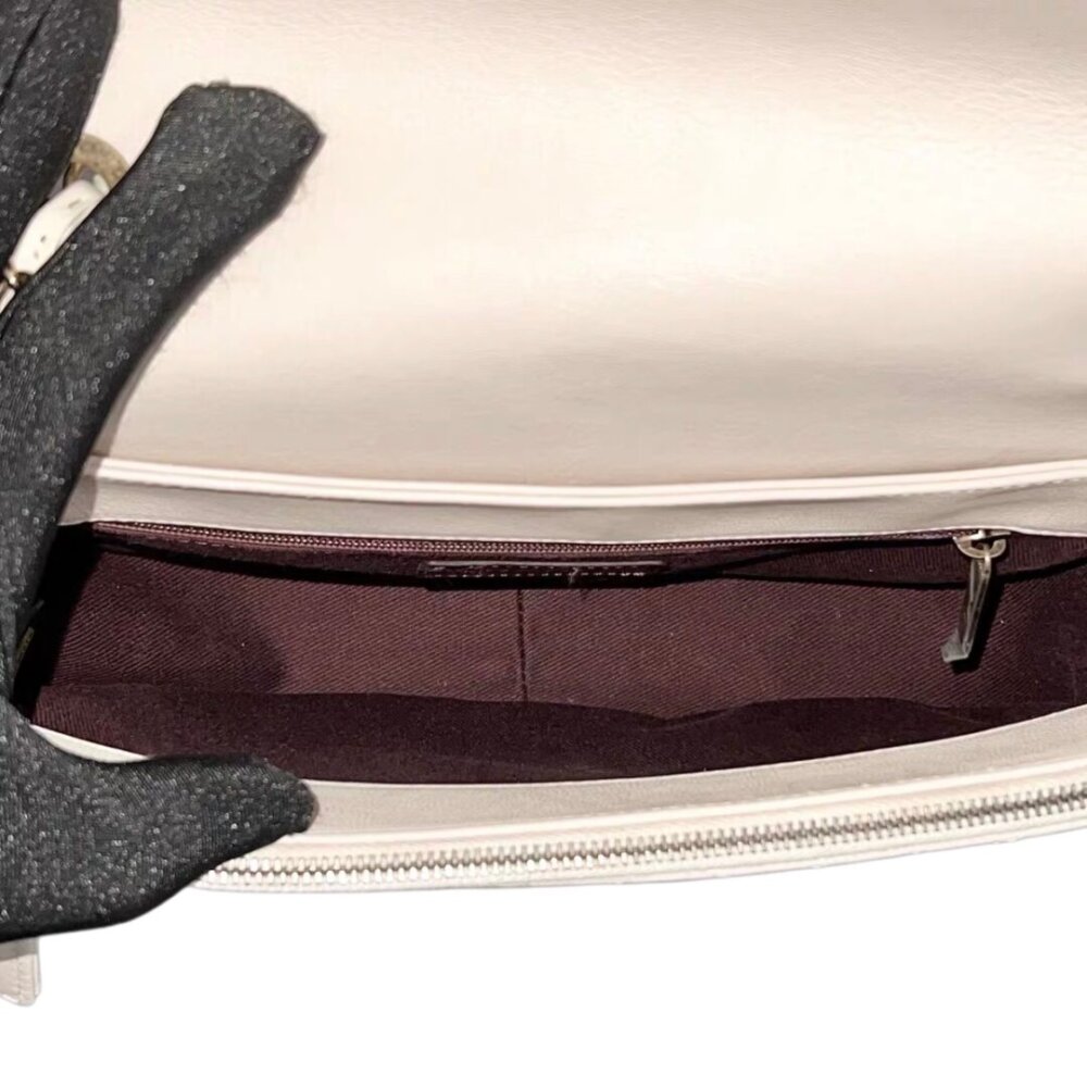CHANEL Shiny Calfskin Goatskin Quilted Medium Coco Curve Messenger Flap White - Image 10
