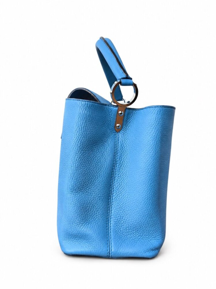 Louis Vuitton Capucines leather handbag - Image 3
