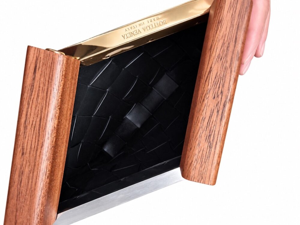 Bottega Veneta Nappa Intrecciato The Snap Clutch Black - Image 5