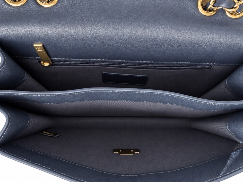 CHANEL Leather Rectangle Navy Blue Quilted Handbag - Image 11
