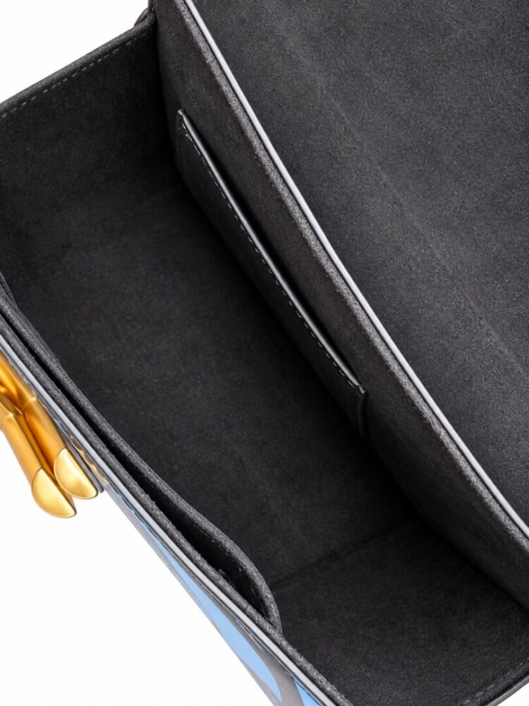 Louis Vuitton Twist MM Smooth Leather Shoulder Bag - Image 5