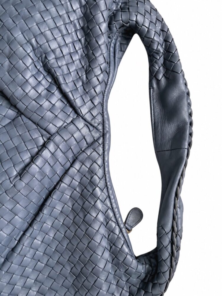 Bottega Veneta Blue Intrecciato Quilted Leather Belly Shoulder Bag - Image 2