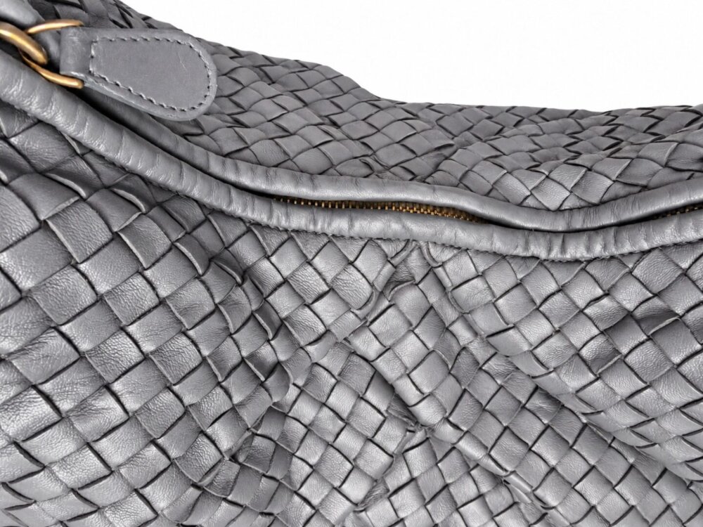 Bottega Veneta Blue Intrecciato Quilted Leather Belly Shoulder Bag - Image 3