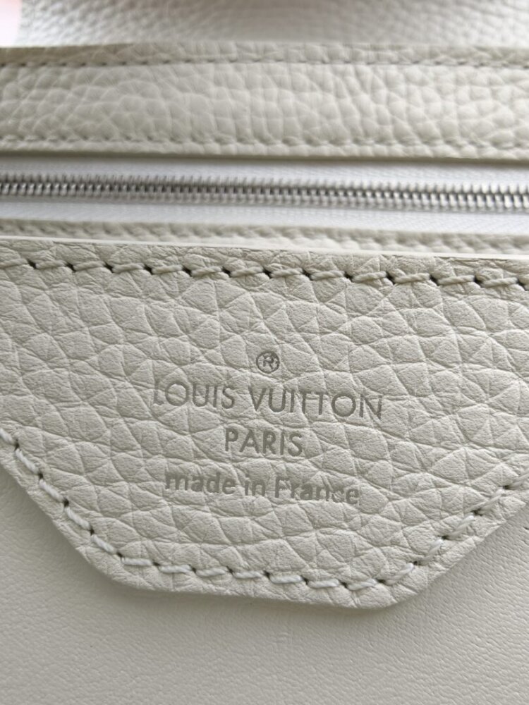 Louis Vuitton Sac Capucines BB en cuir lavande - Image 11