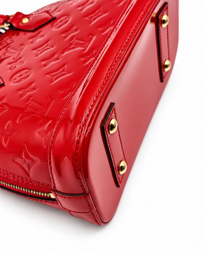 Louis Vuitton Vernis Alma BB Cherry - Image 6