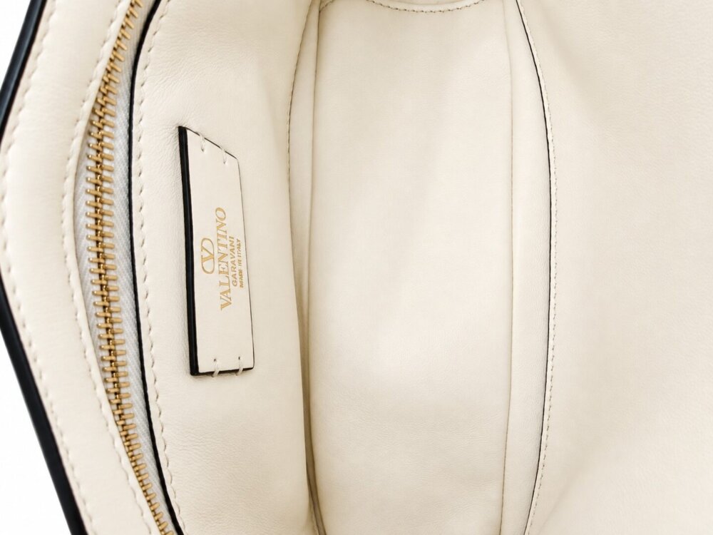 Valentino VALENTINO Leather Studded Chain Bag with Fur Finish / Beige - Image 2