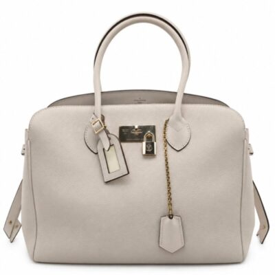 Louis Vuitton Veau Nuage Milla MM Craie