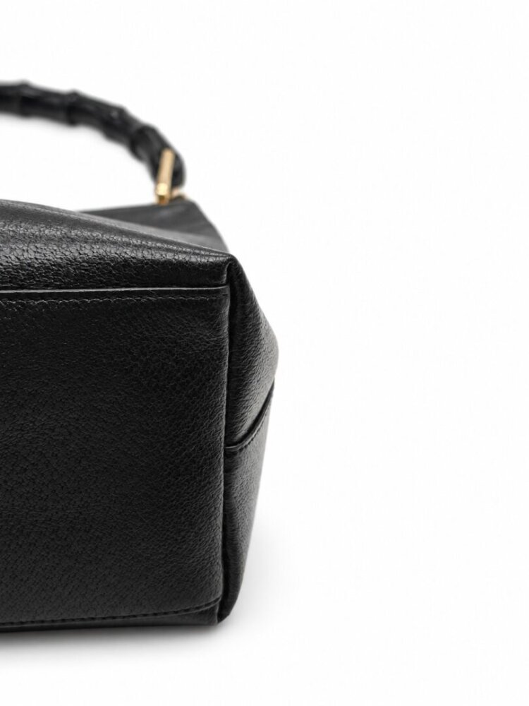 Gucci Black Textured Leather Bamboo Shoulder Bag - Image 5