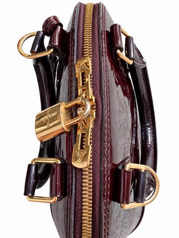Louis Vuitton Amarante Monogram Vernis Alma BB Bag - Image 4